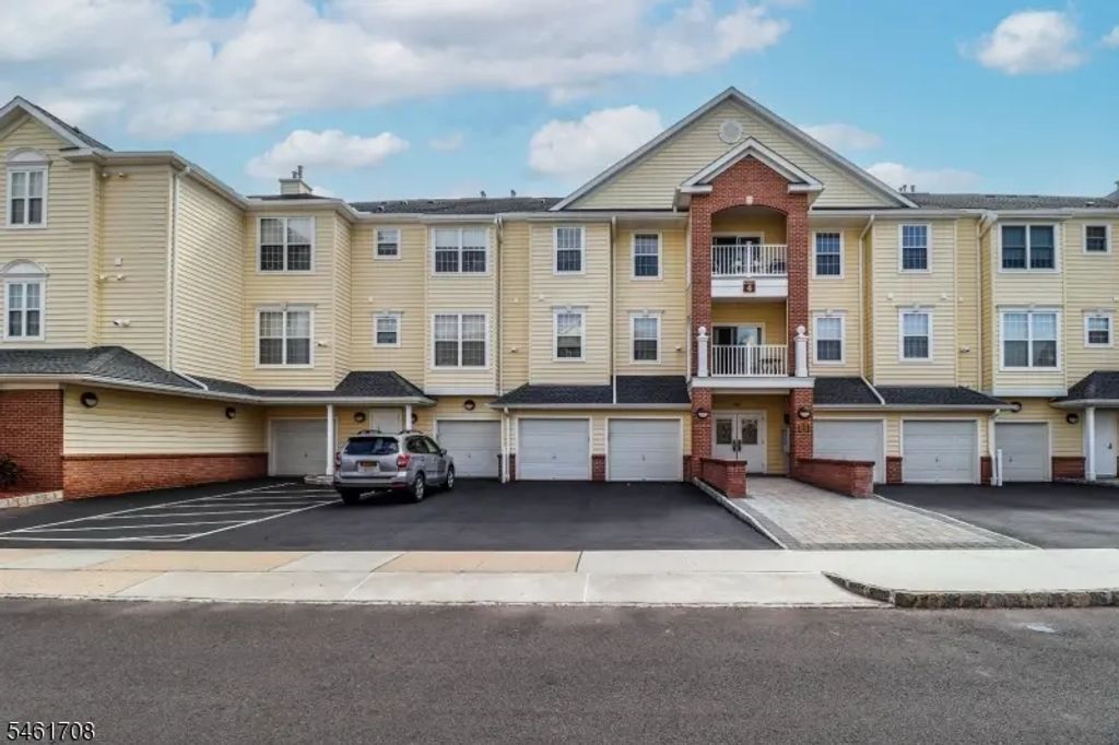 2101 Avery Ct, Franklin Twp.