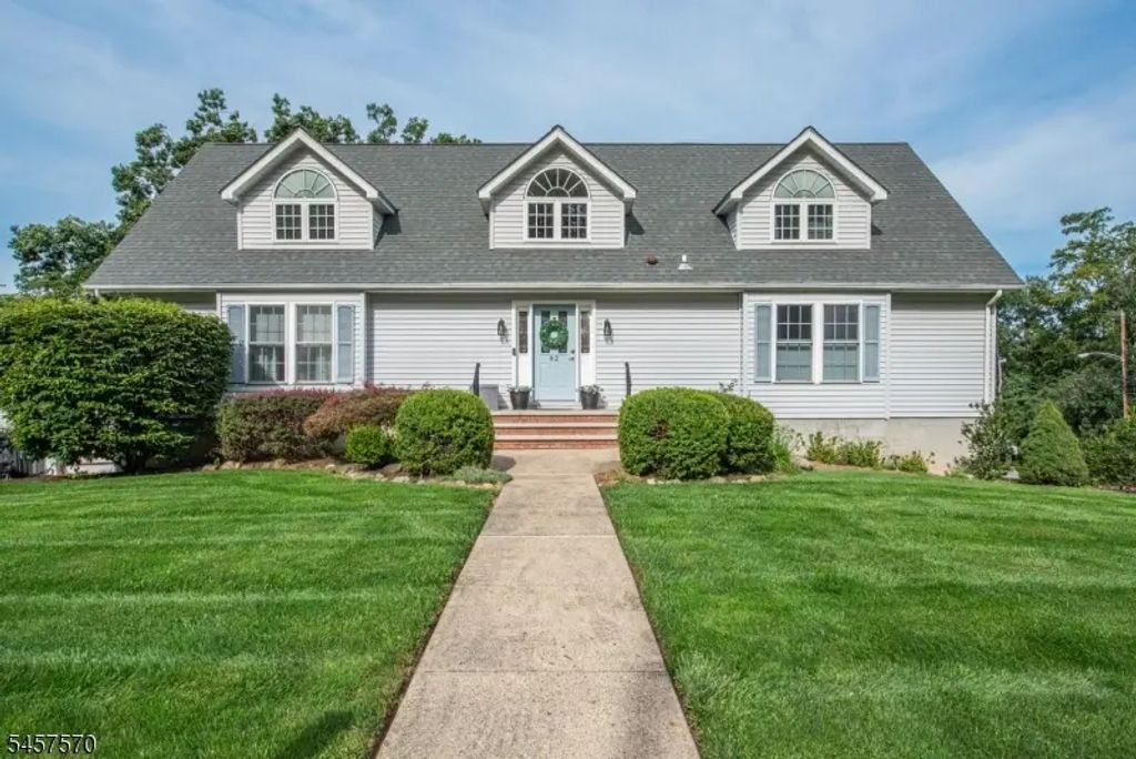 82 N Belair Ave, Hanover Twp.