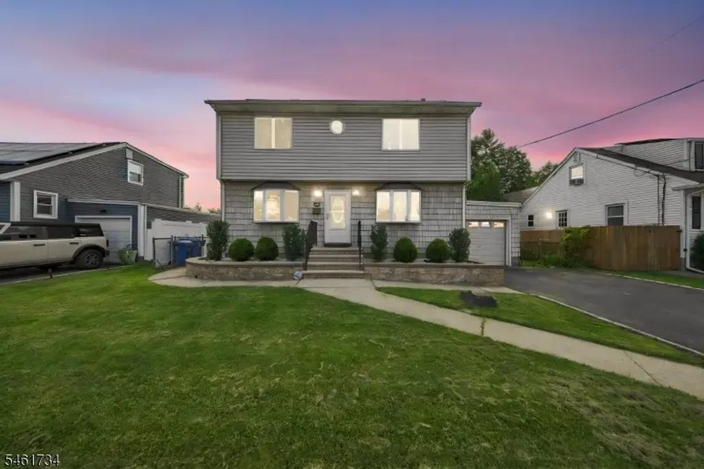 126 Martin Dr, South Plainfield Boro
