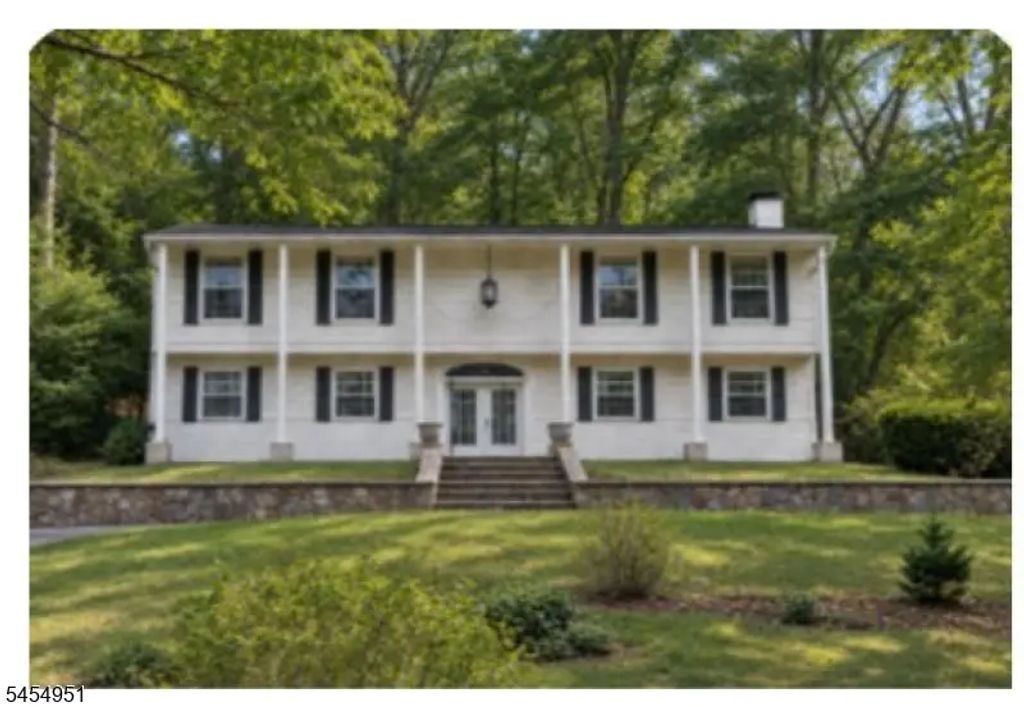 26 Scenic Dr, Hardyston Twp.