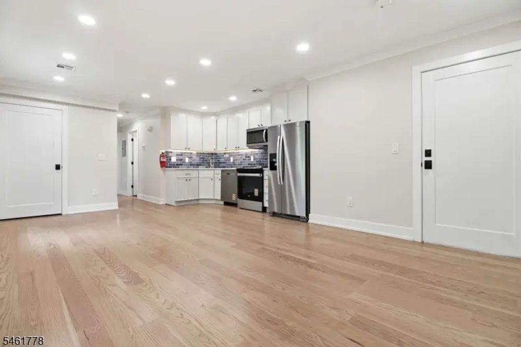 134 Snyder Ave, Berkeley Heights Twp.