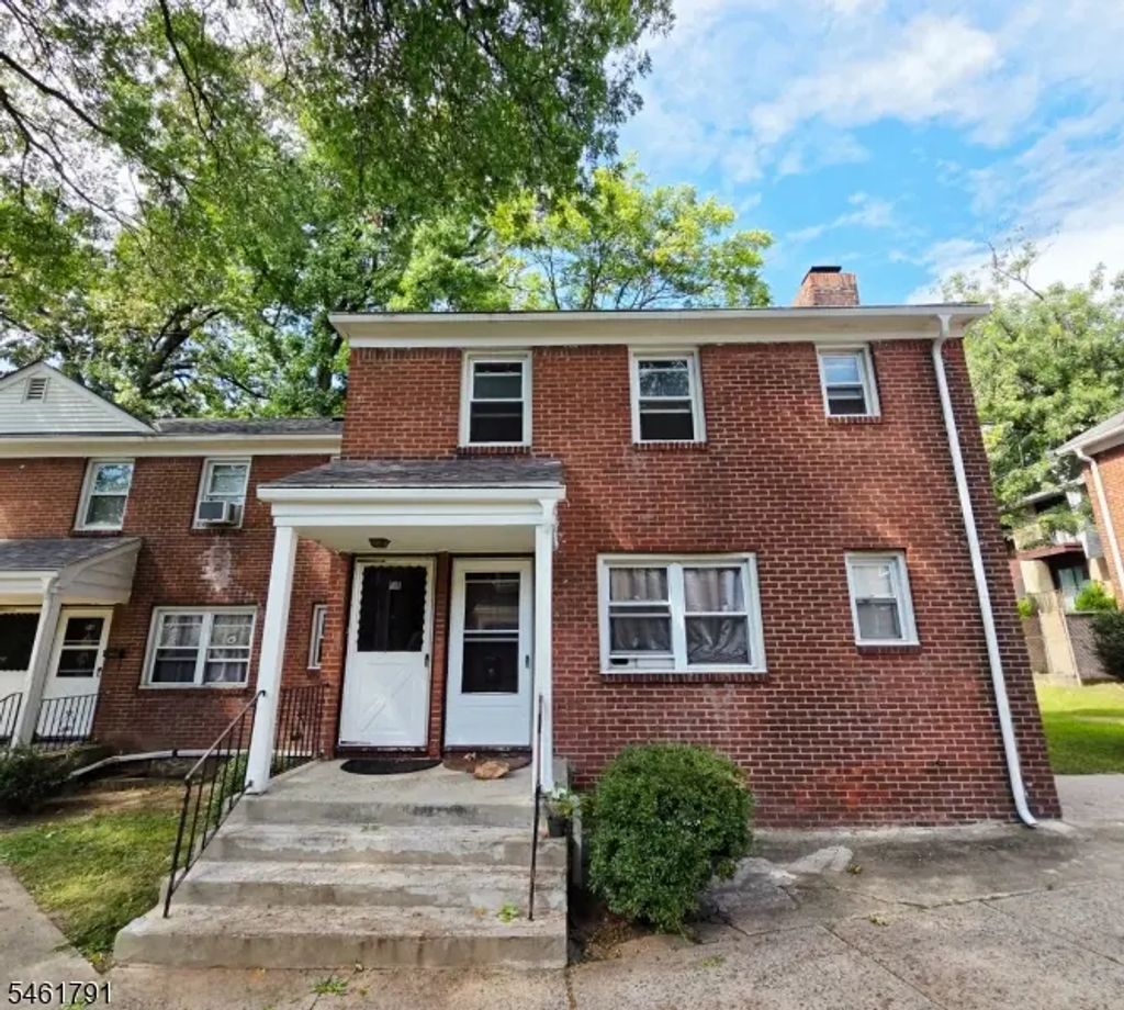 140 Van Houten Ave, Passaic City