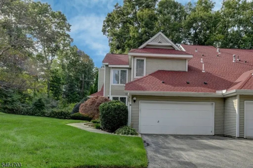 39 Ridgeview Ter, Jefferson Twp.