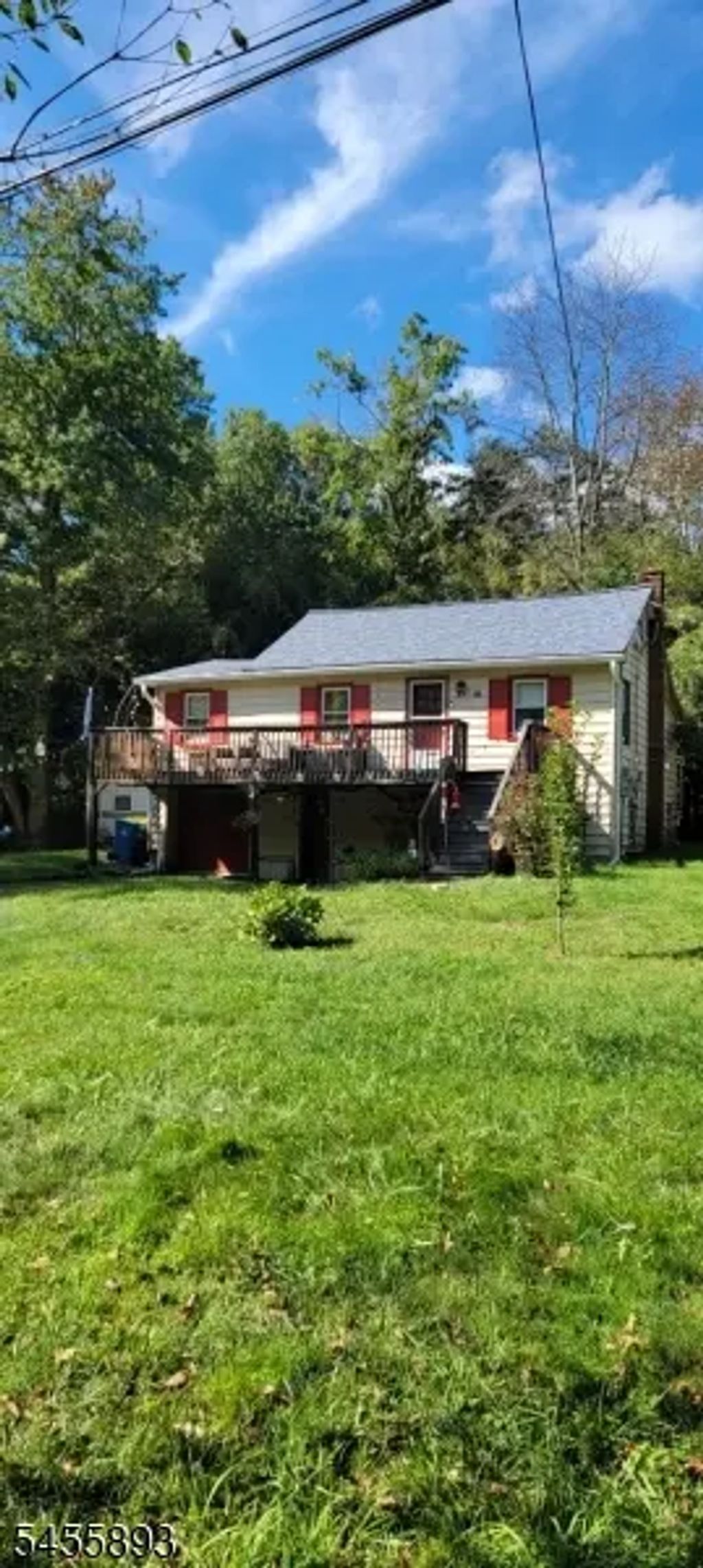 39 Elizabeth Ave, Warren Twp.