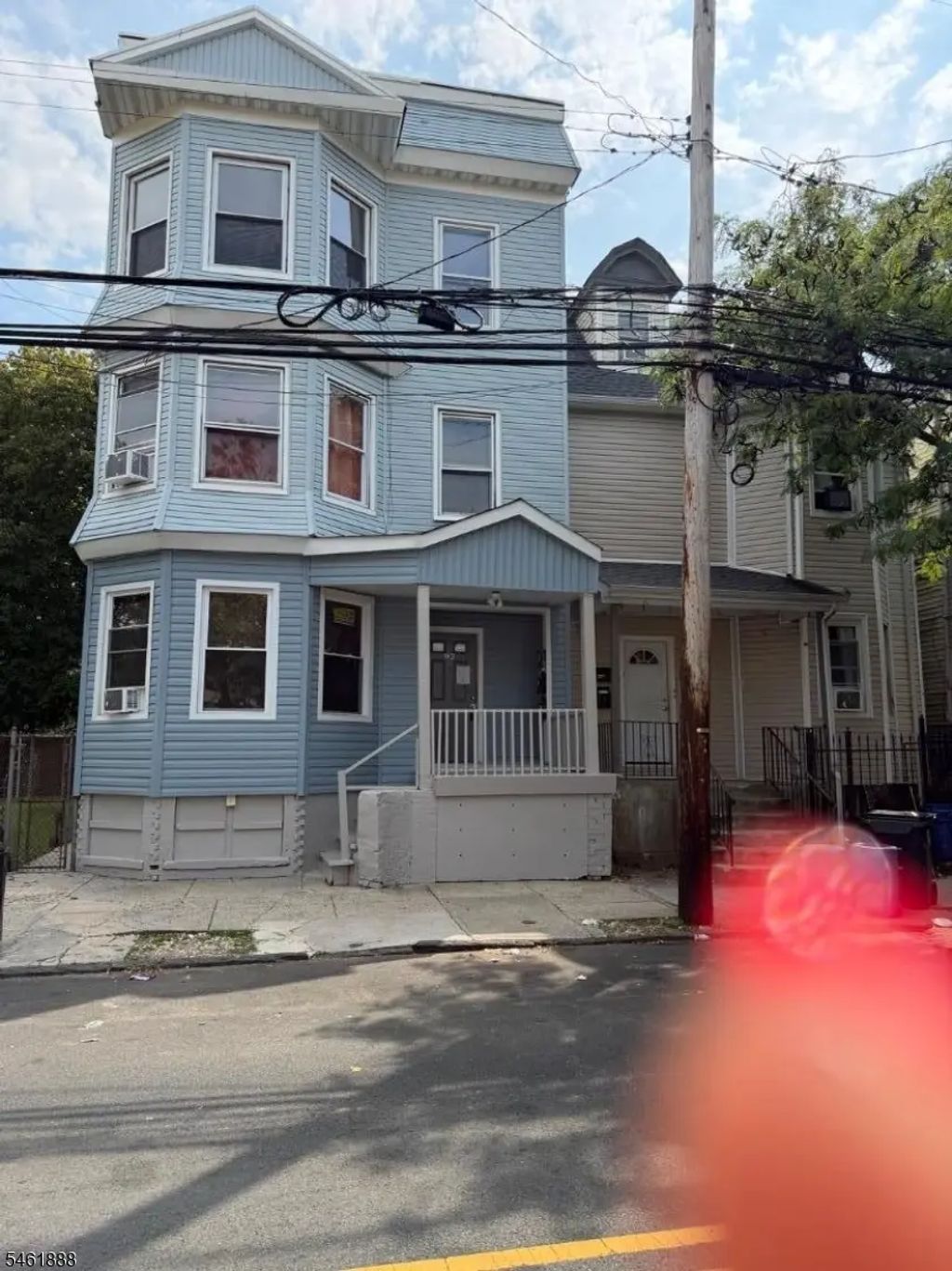 92 S 8th St, Newark City