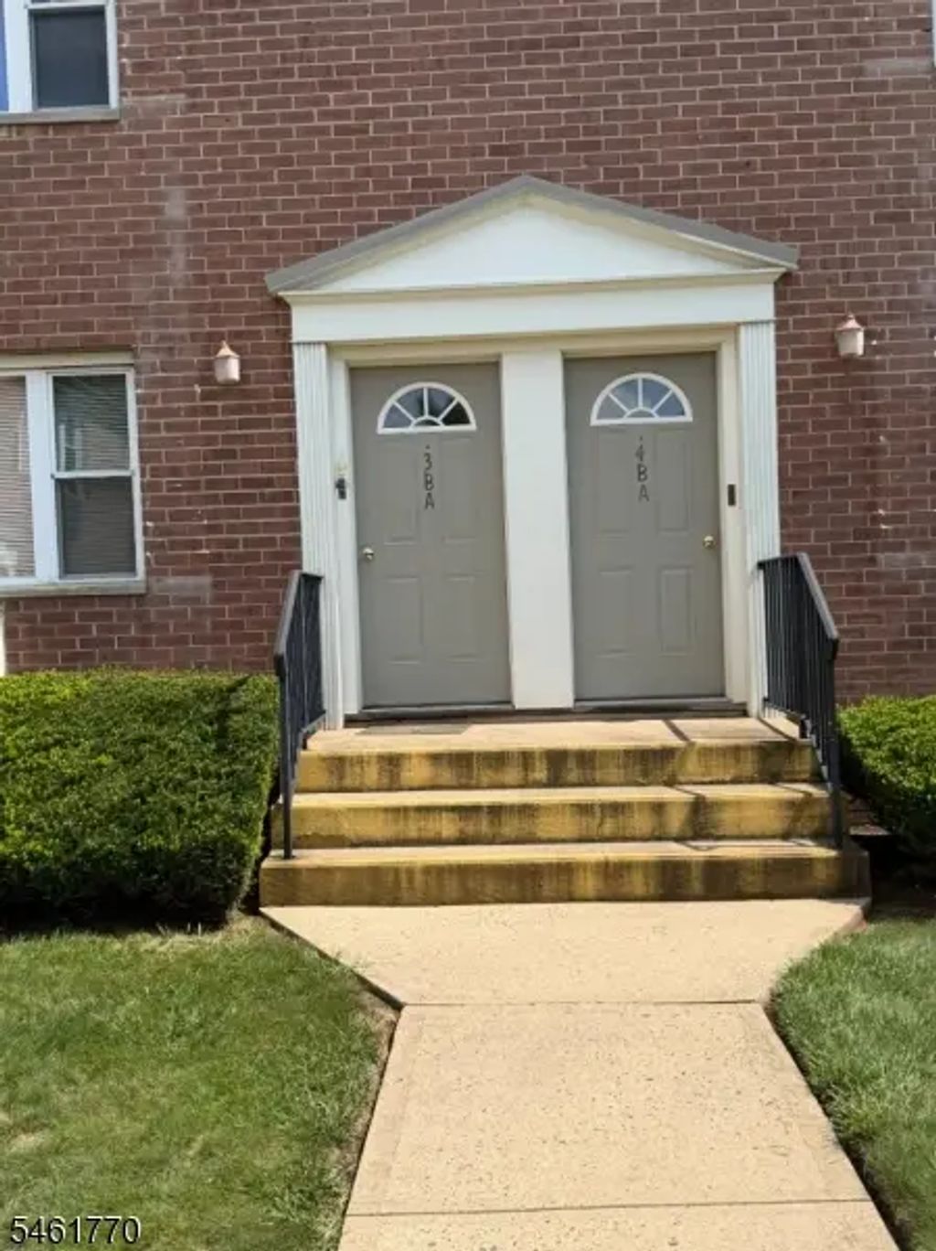 21 York  Drive Apt 3b, Edison Twp.