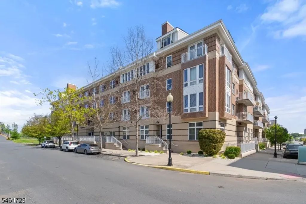 368 Rector St, Perth Amboy City