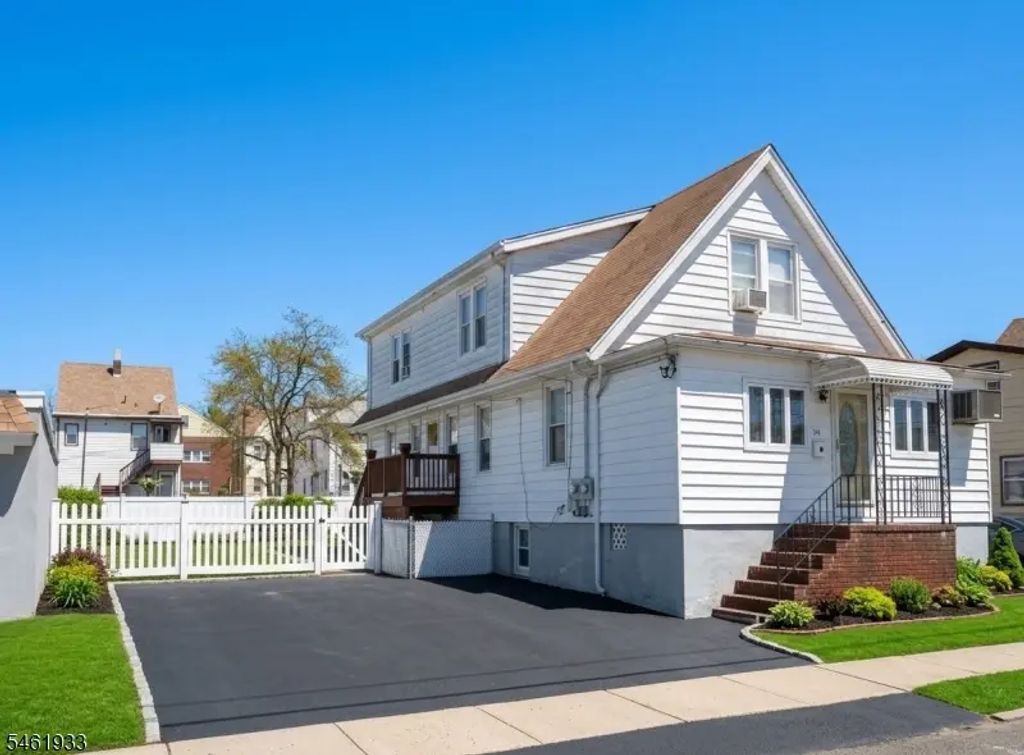 90 Rossiter Ave, Paterson City