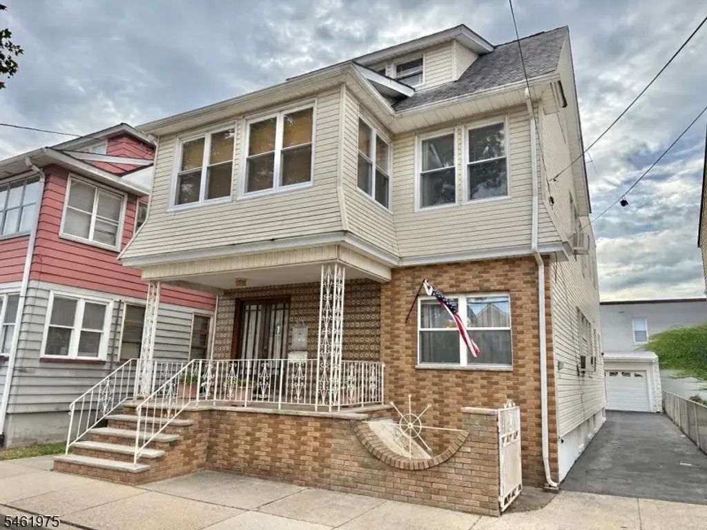 53 Garrison St, Newark City