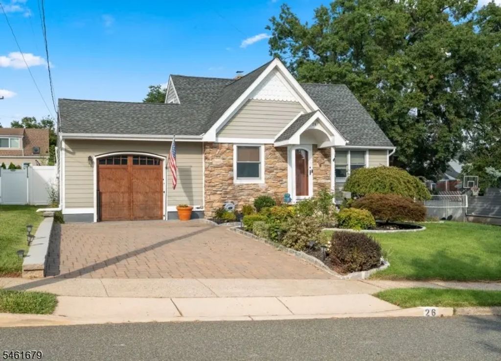 26 Mount Vernon St, Nutley Twp.