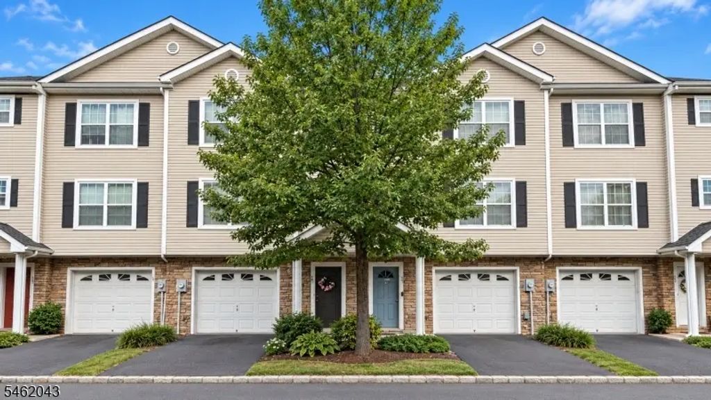 27 Keenan St, Franklin Twp.