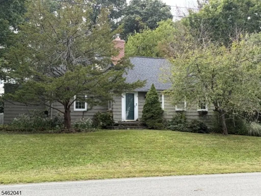 134 Woodport Rd, Sparta Twp.