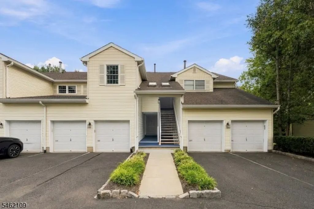 342 Potomac Dr, Bernards Twp.