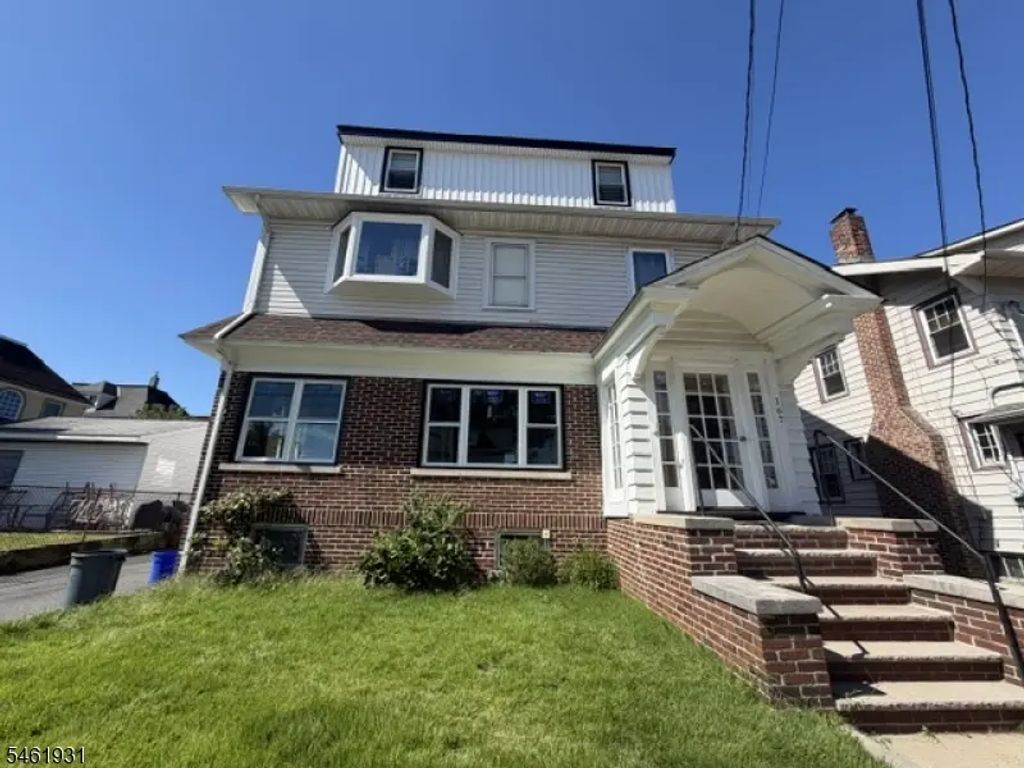 167 Linden Ave First Floor, Belleville Twp.