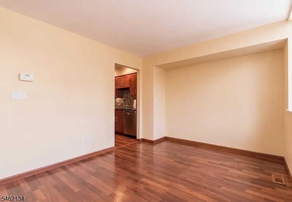 86 Bayberry Dr, Franklin Twp.