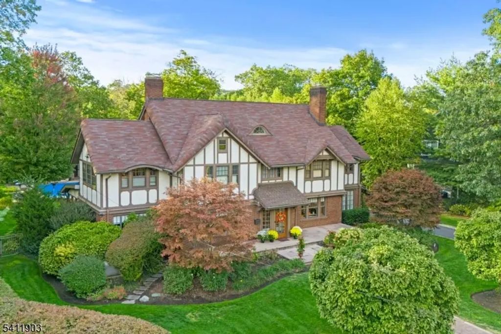 474 Park St, Montclair Twp.