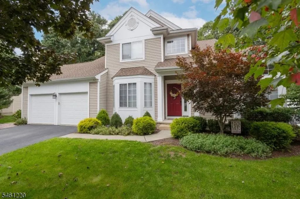 102 Connelly Ave, Mount Olive Twp.