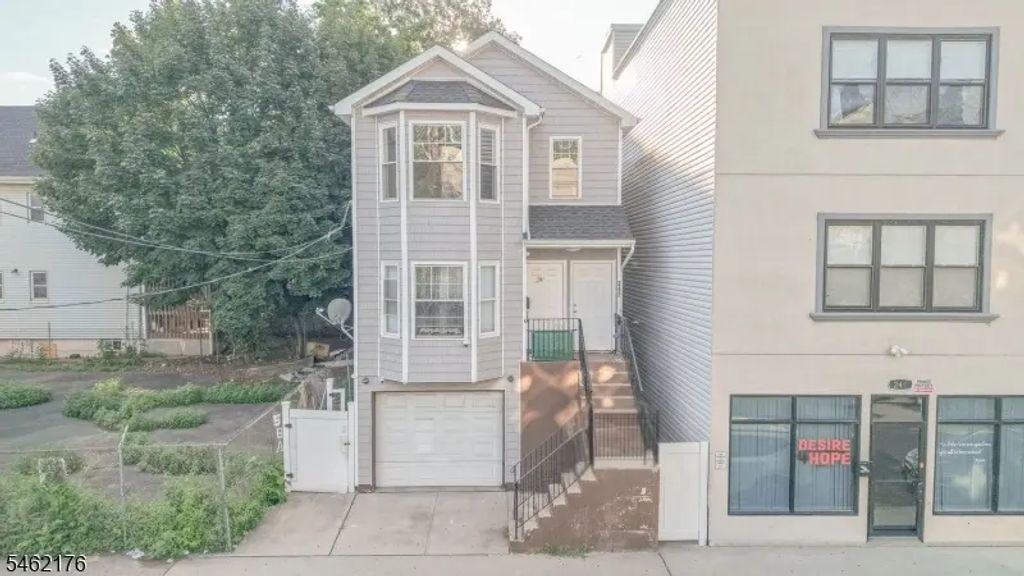 242 Graham Ave, Paterson City