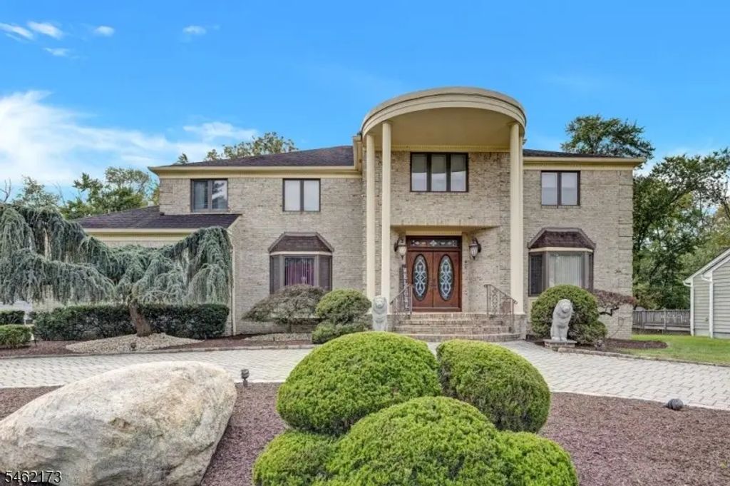 25 Woodbine Rd, Florham Park Boro