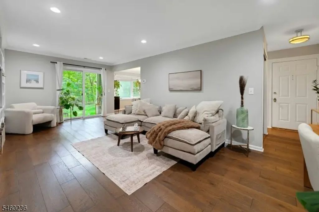 131 Countryside Dr, Bernards Twp.