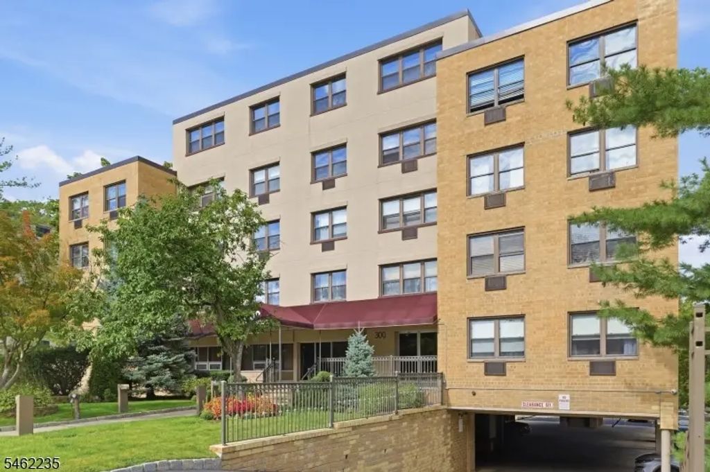 300 Lookout Ave, Hackensack City