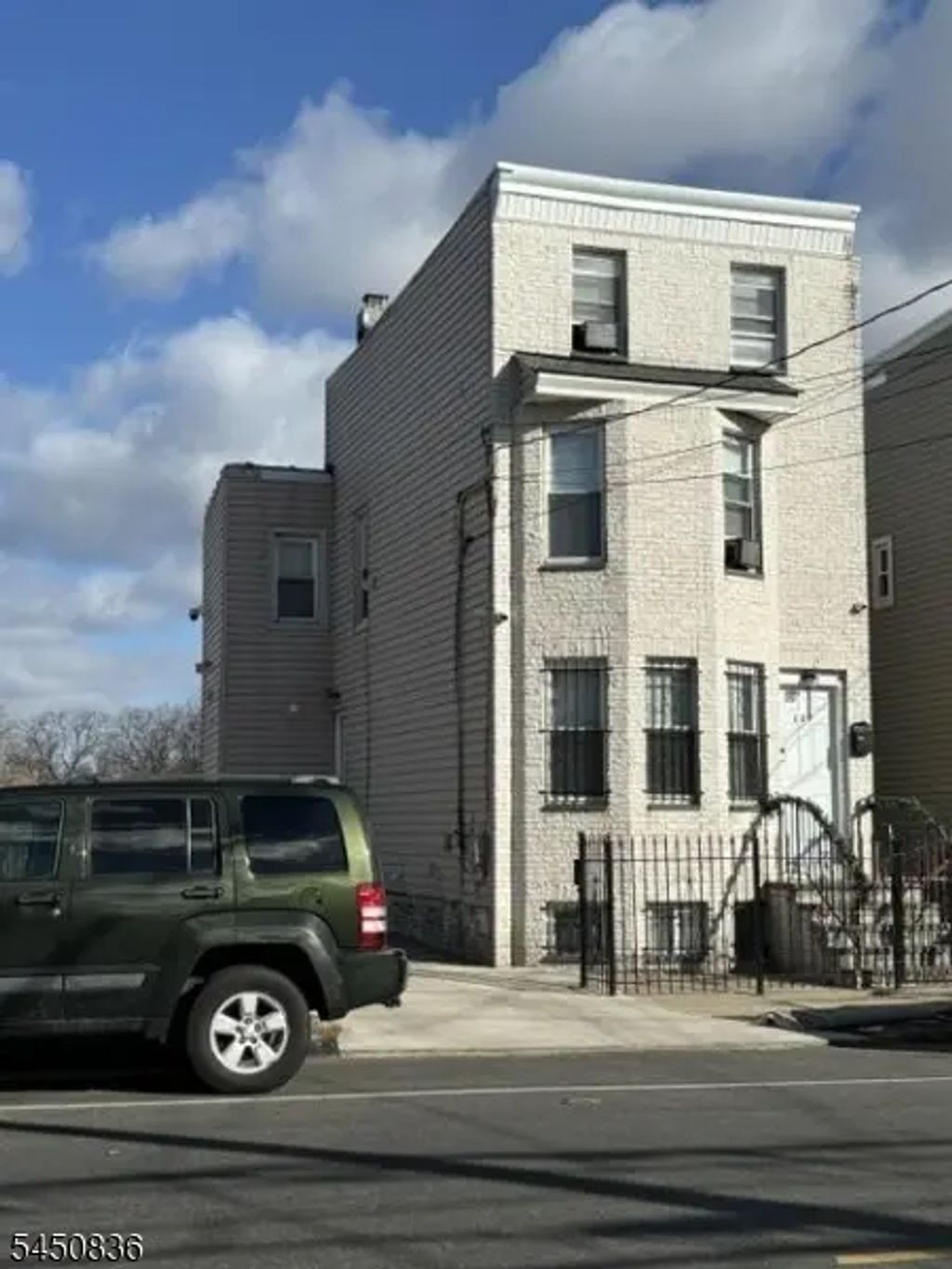 127 Verona Ave, Newark City