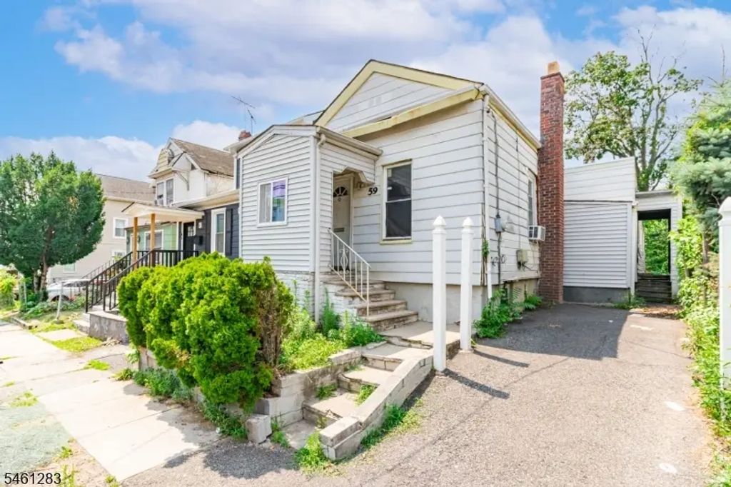 59 Augusta St, Irvington Twp.