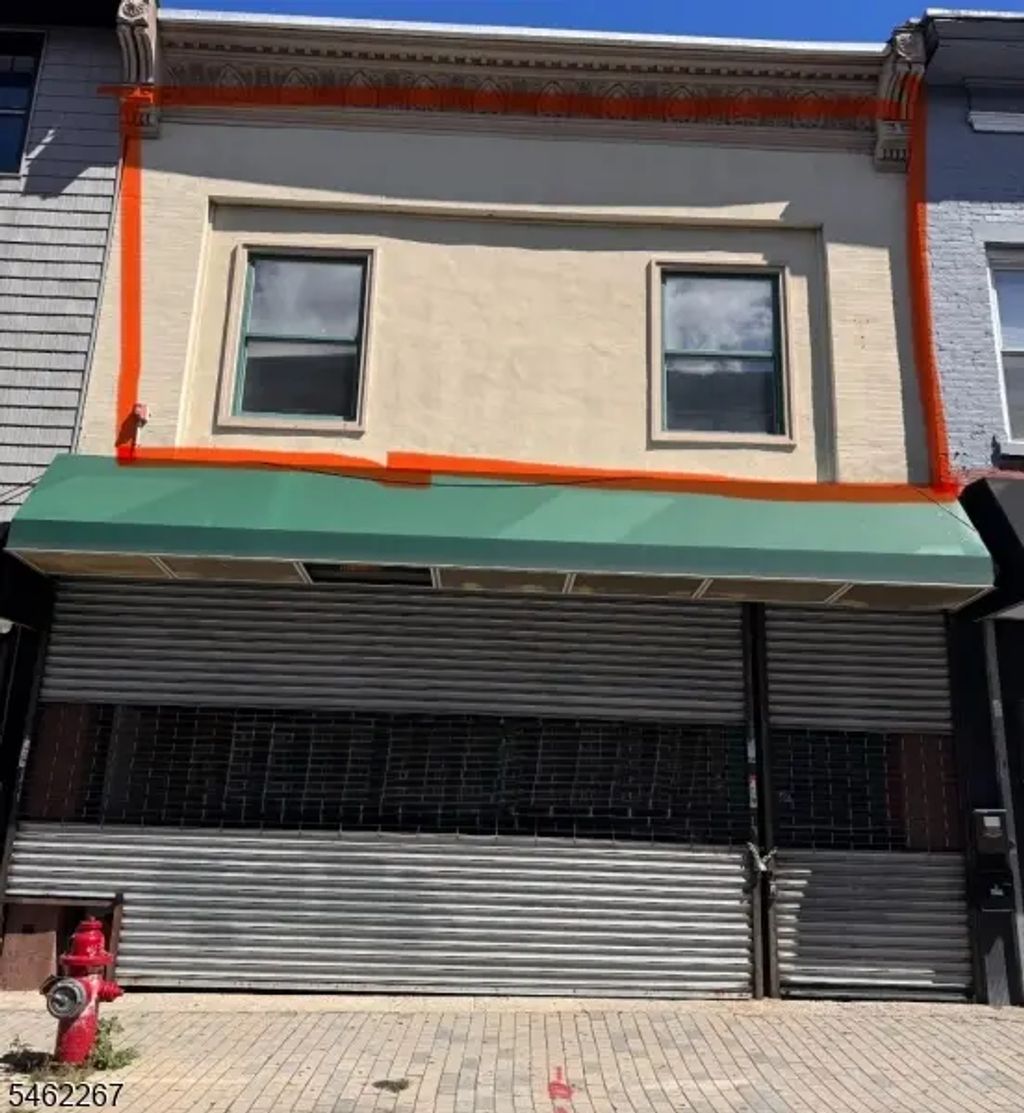67 Main St, Paterson City