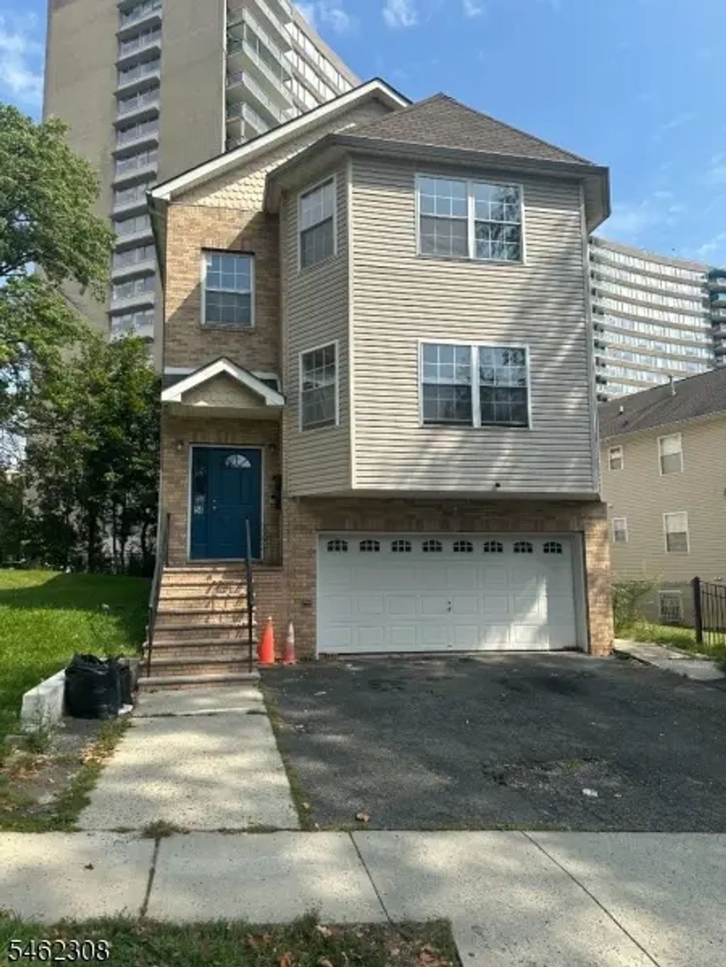 54 Melrose Ave, East Orange City