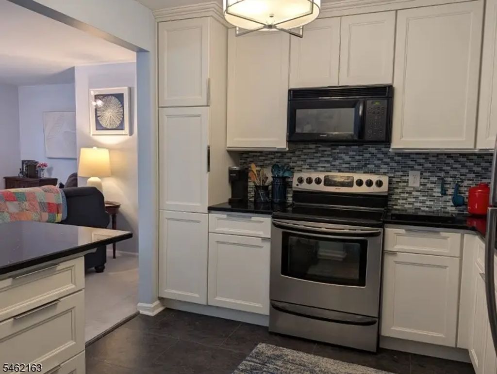 258 Potomac Drive, Bernards Twp.