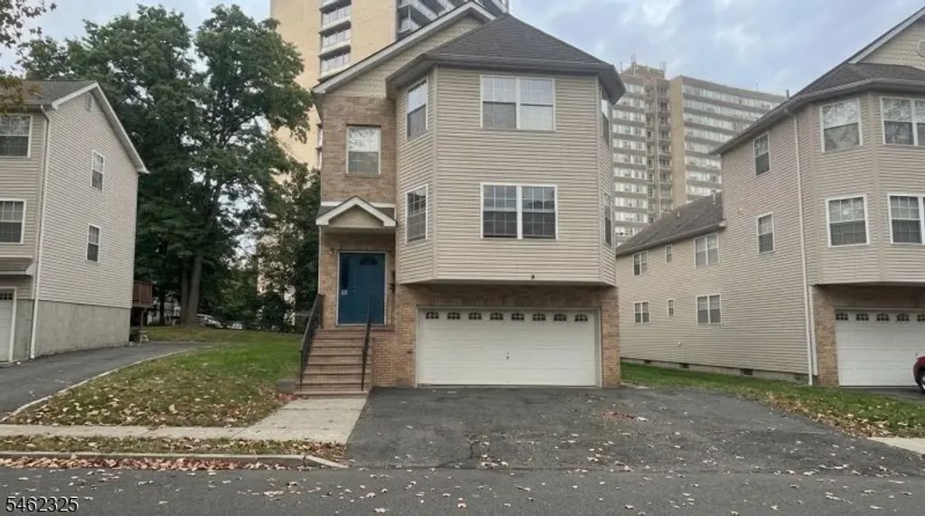 54 Melrose Ave, East Orange City