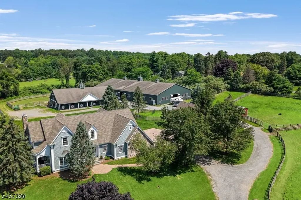 579 Goritz Road, Alexandria Twp.