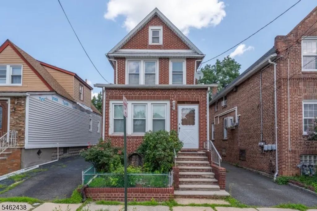317 Mitchell Ave, Linden City