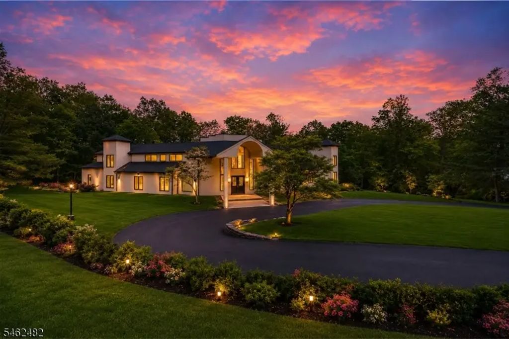809 West Shore Drive, Kinnelon Boro