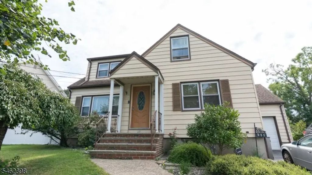 231 Globe Ave, Union Twp.