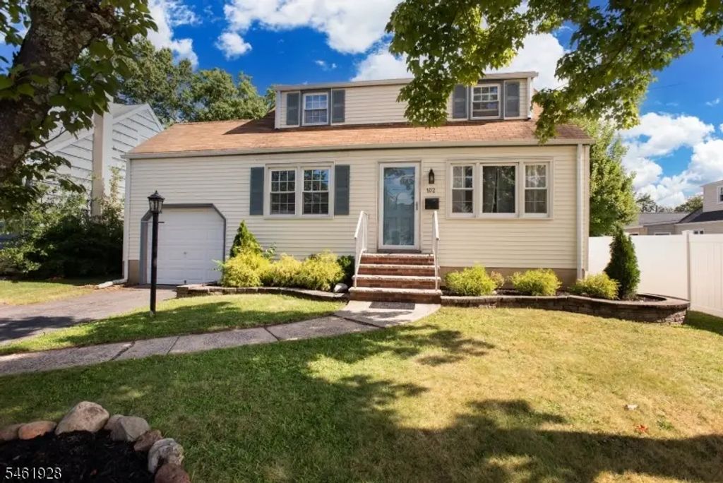 102 Gold St, Green Brook Twp.