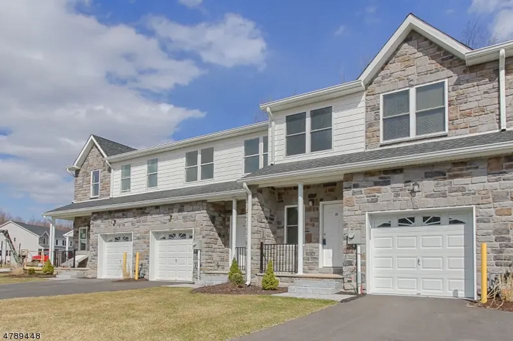 17 Decroce Ct, Parsippany-Troy Hills Twp.