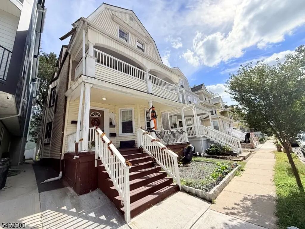 44 N 16th St, East Orange City