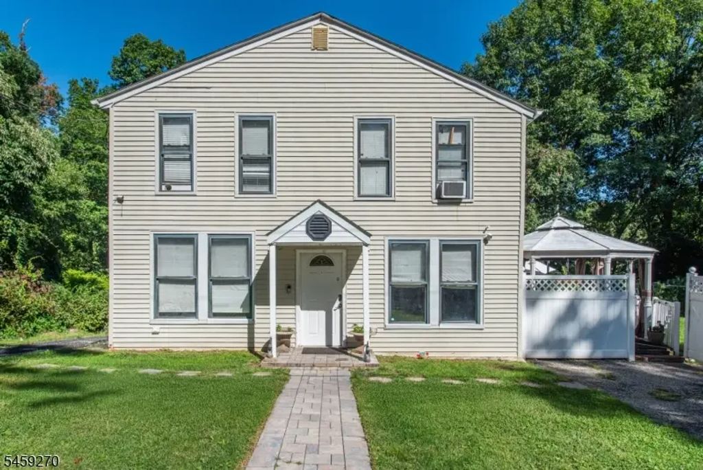188 Old Howard Blvd, Roxbury Twp.