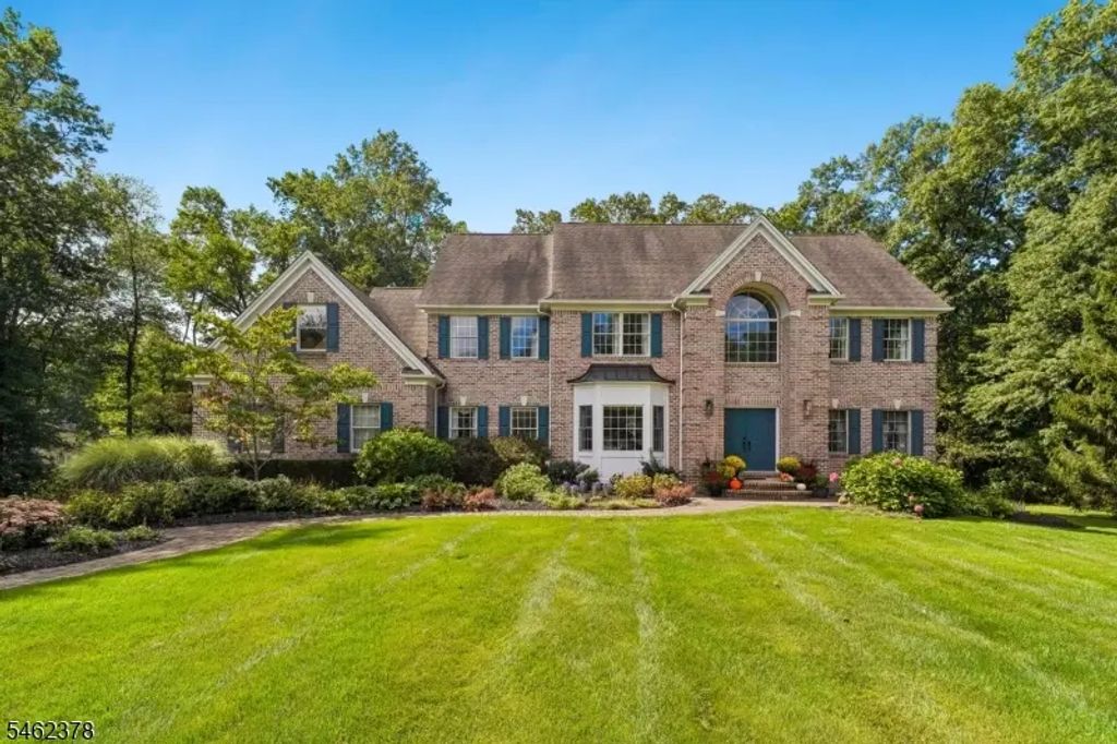 26 Morrison St, Bernards Twp.