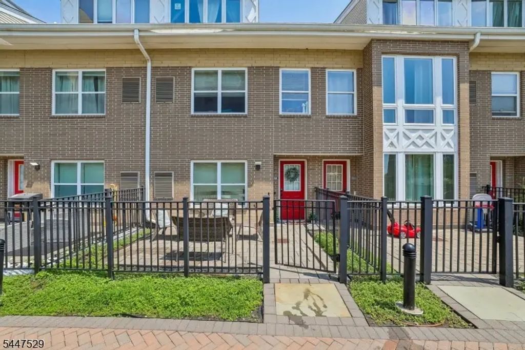 358 Rector, Perth Amboy City