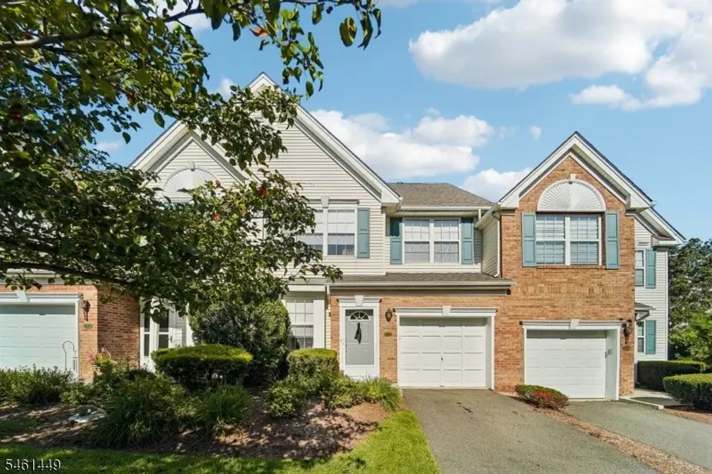 136 Cambridge Dr, Nutley Twp.