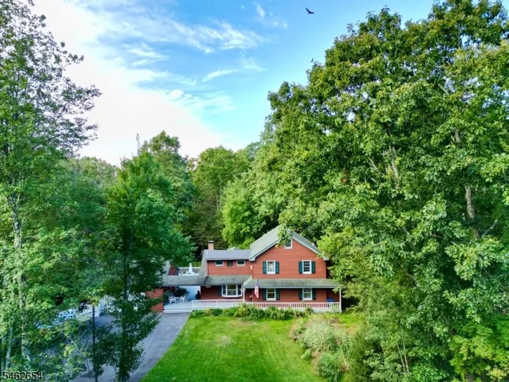 193 Millbrook Rd, Hardwick Twp.