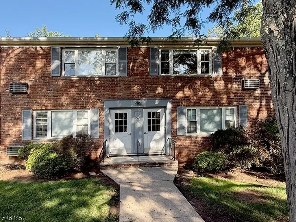 24 Wedgewood Dr, Verona Twp.