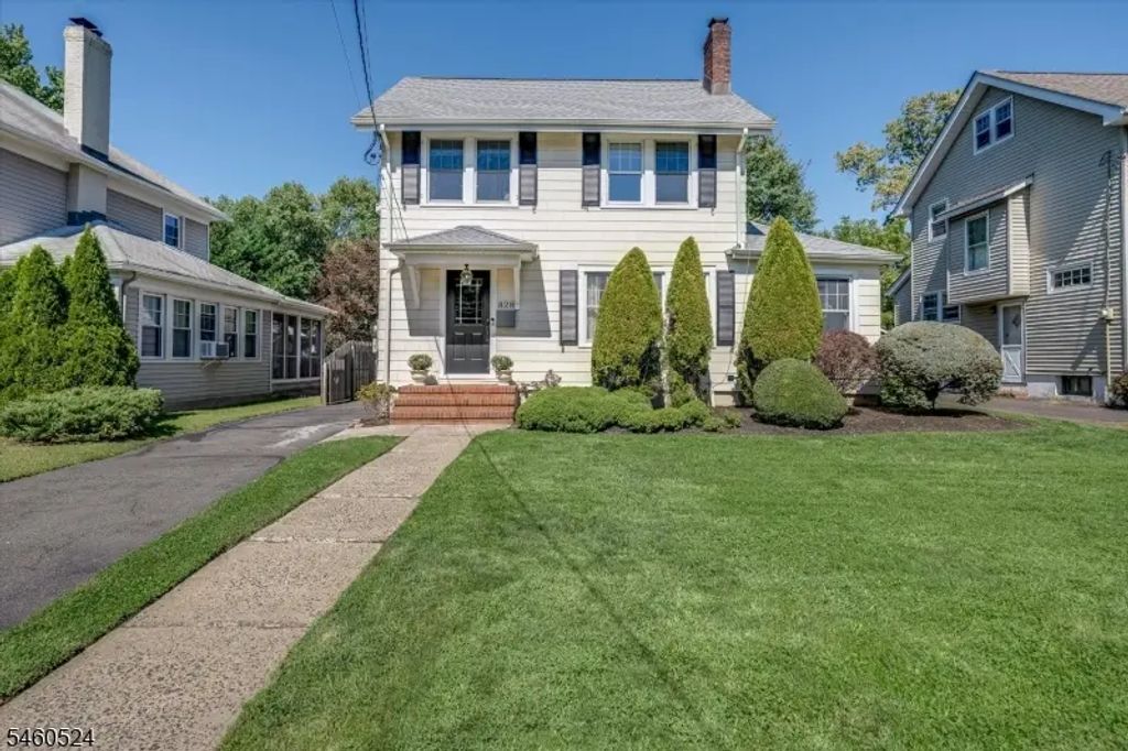 828 North Ave West, Westfield Town