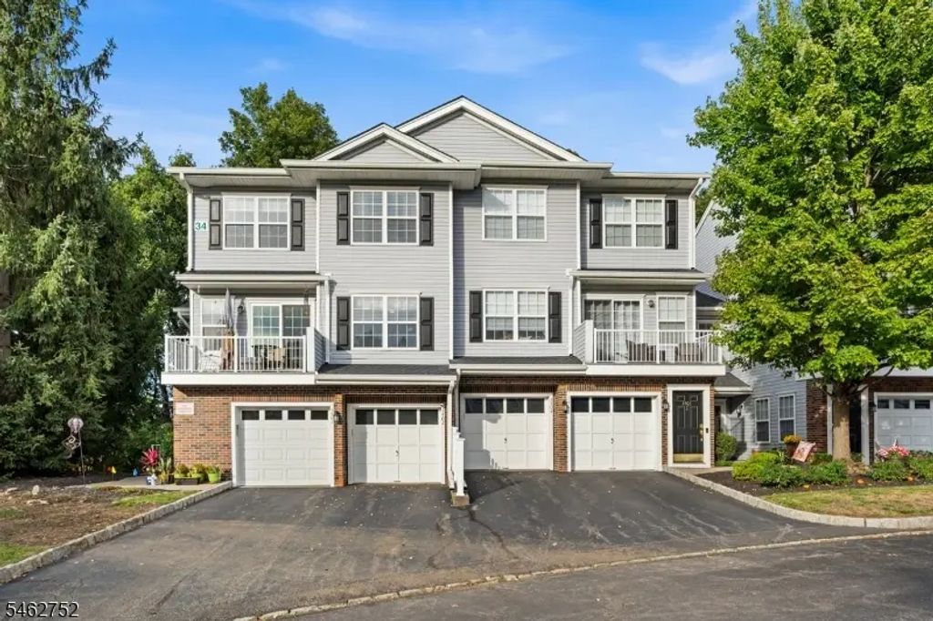 3401 Scenic Ct, Denville Twp.