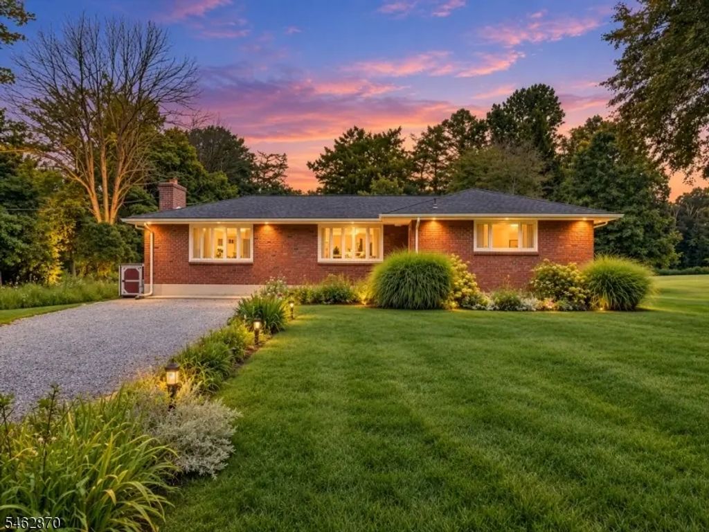 434 Drakestown Rd, Mount Olive Twp.
