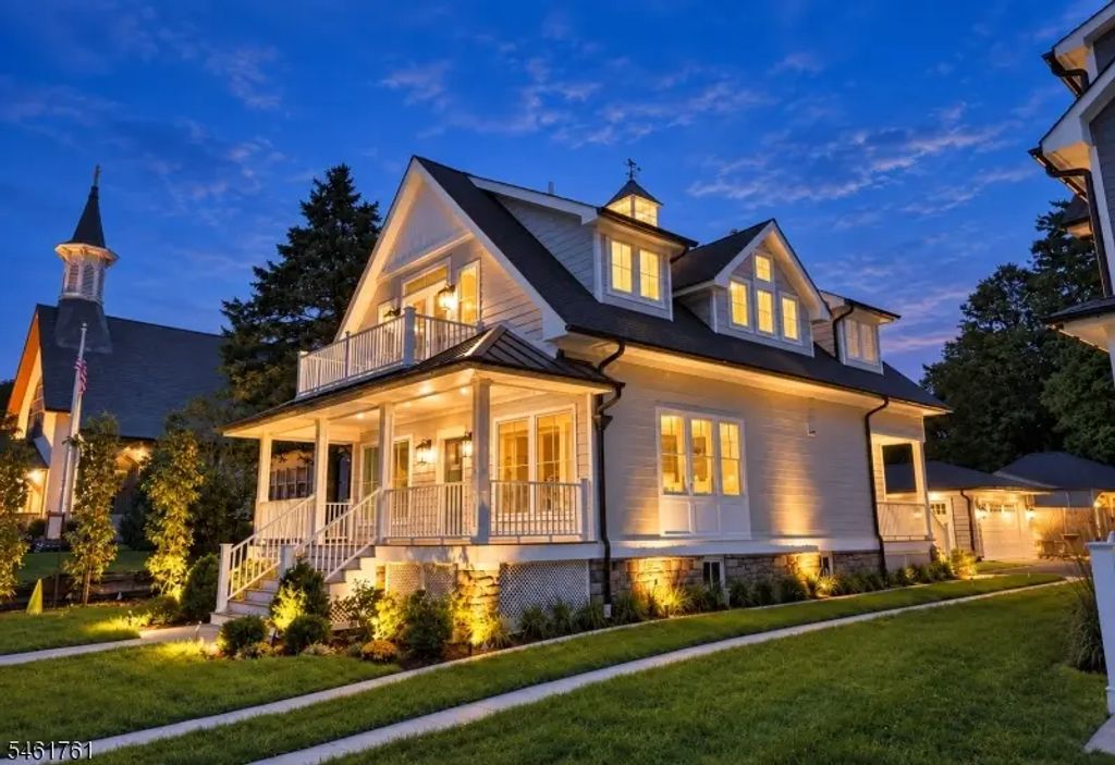 30 Peapack Rd, Far Hills Boro