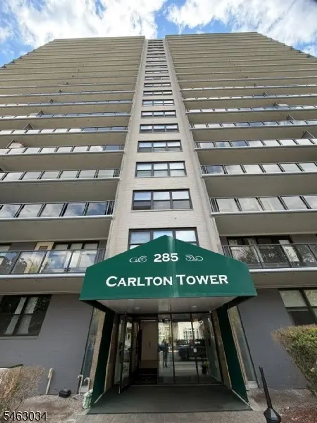 285 Aycrigg Ave, Passaic City