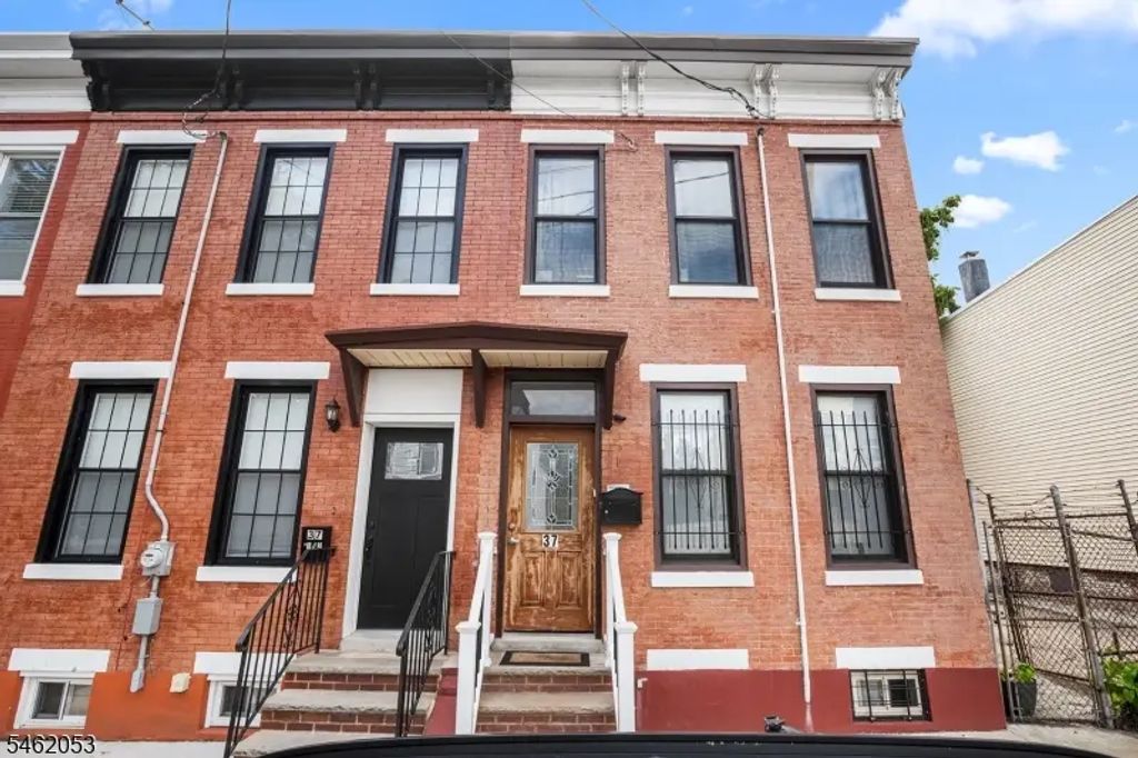37 Emmet St, Newark City